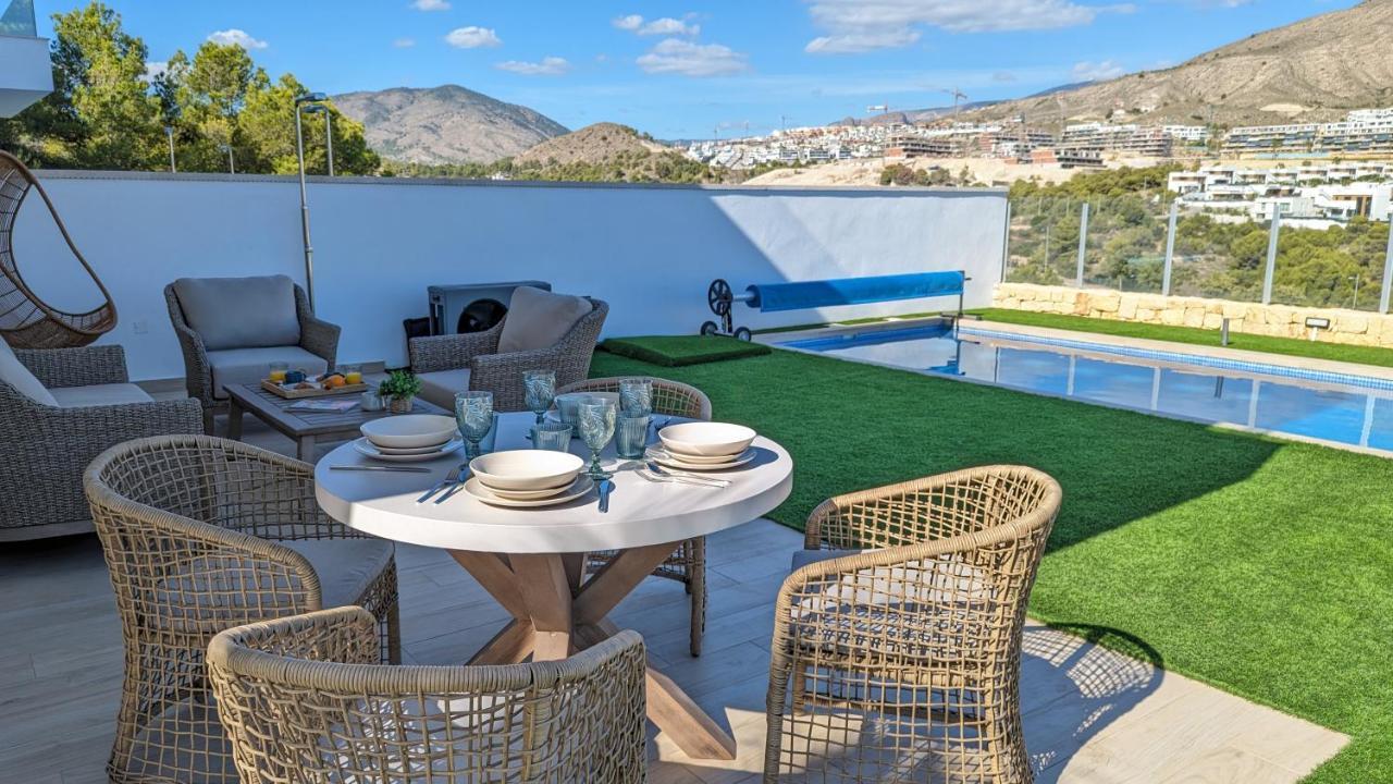 피네스트라트 Panoramic Pool & Mountains House 아파트 외부 사진
